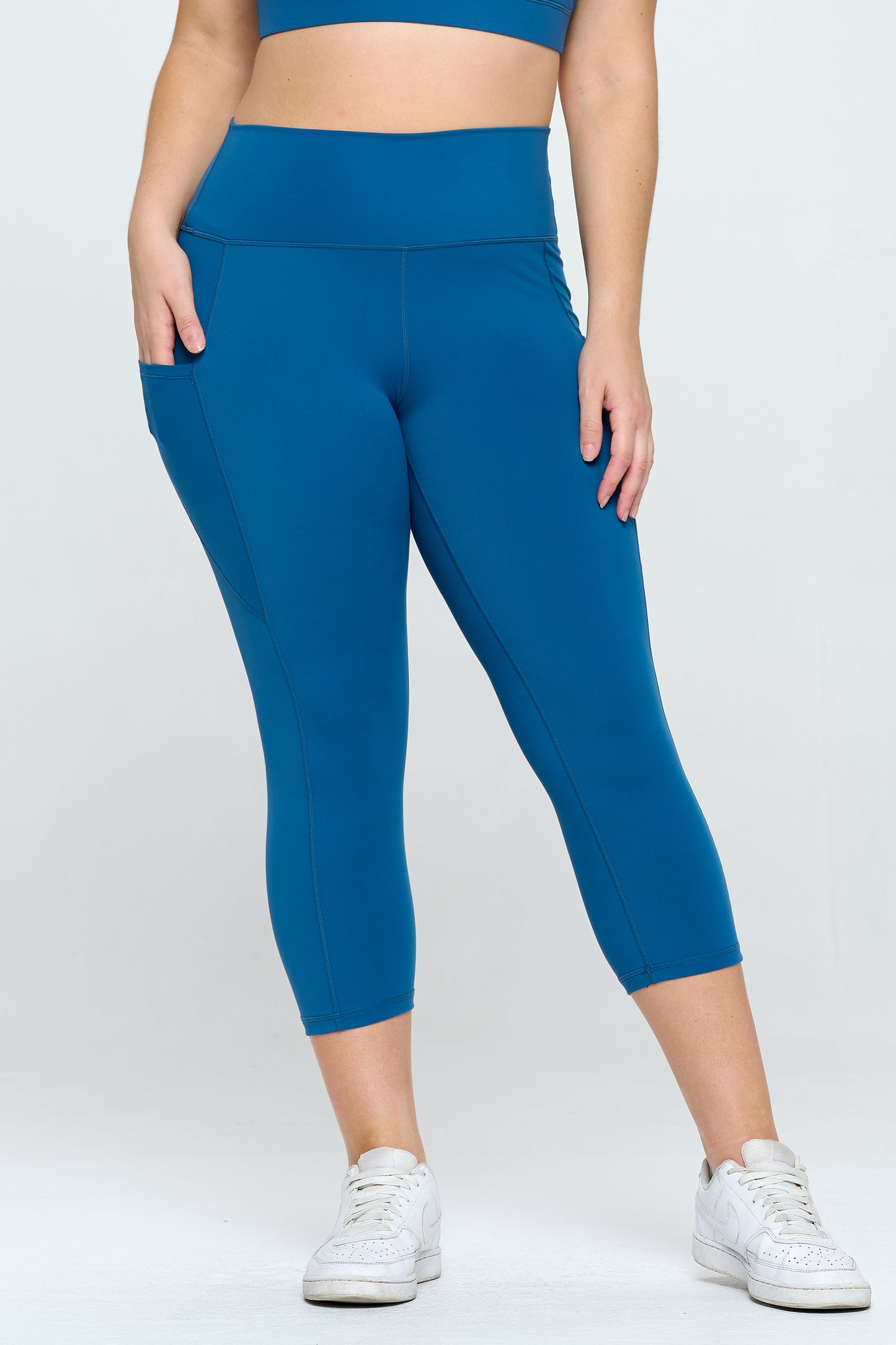 Buttery Soft High Waisted Capri Leggings with Pockets - Teal